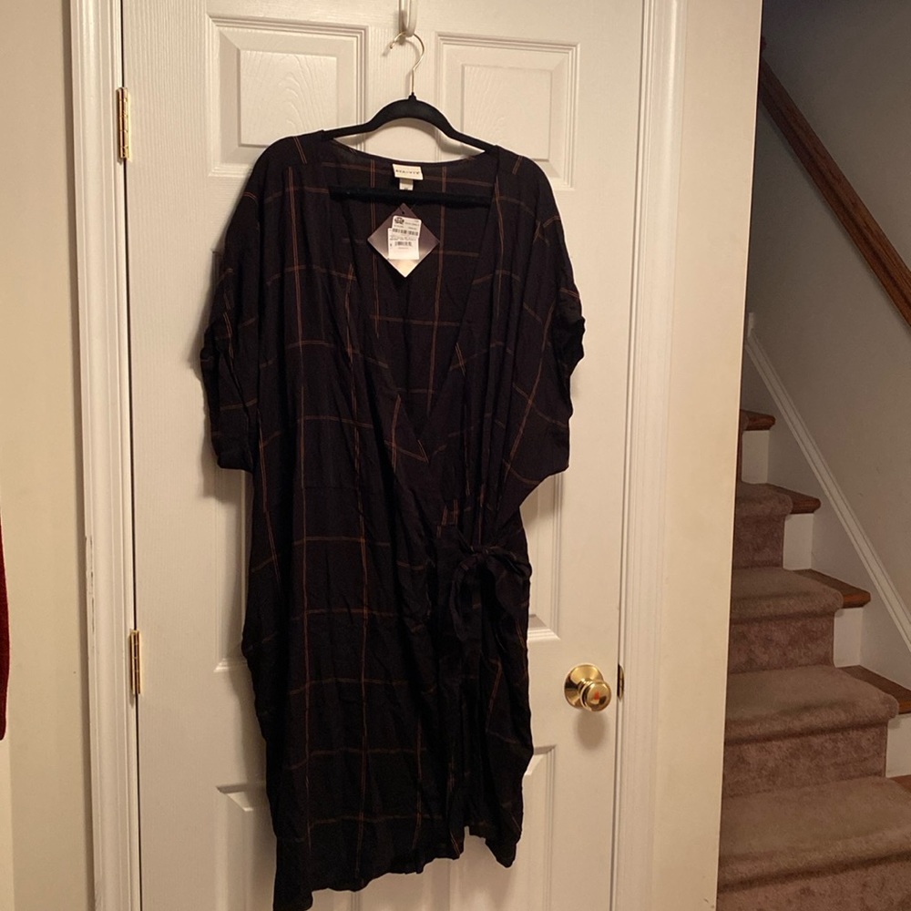 Ava & Viv Black Dolman Sleeve Wrap Dress…size 4X